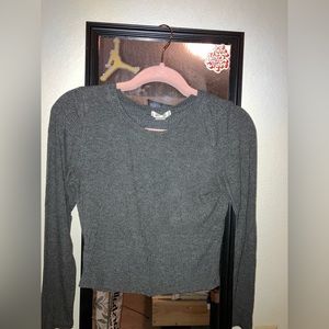 Long sleeve crop top